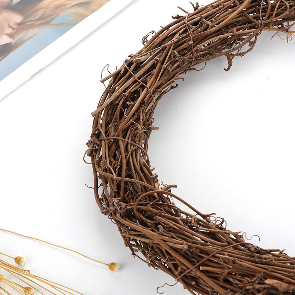 11.8 Inch Grapevine Wreath Round Vine Branch Wreath DIY Rattan Wreath for Christmas Craft Door Window Mantel