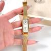 Orologio da Donna Rettangolare Retro di Nicchia Creativo a Doppio Fuso Orario, Senso Premium, Doppio Movimento, Impermeabile, Al Quarzo