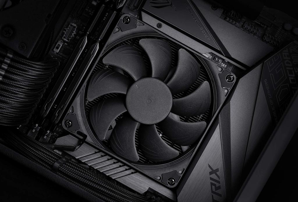 Noctua Intel compatible premium low profile CPU cooler NH-L9i chromax.black, LGA1200/LGA115x (black)