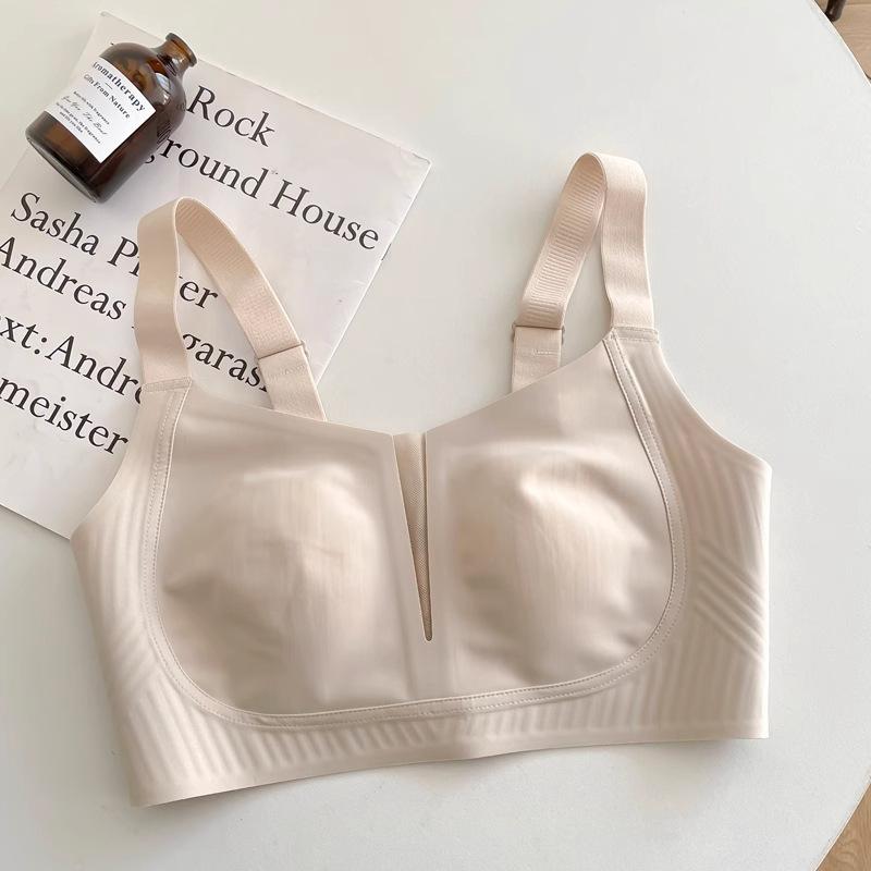 Large size underwear, women's big breasts are small, gather and close the secondary breasts, anti-sagging full cup adjustment bra, summer