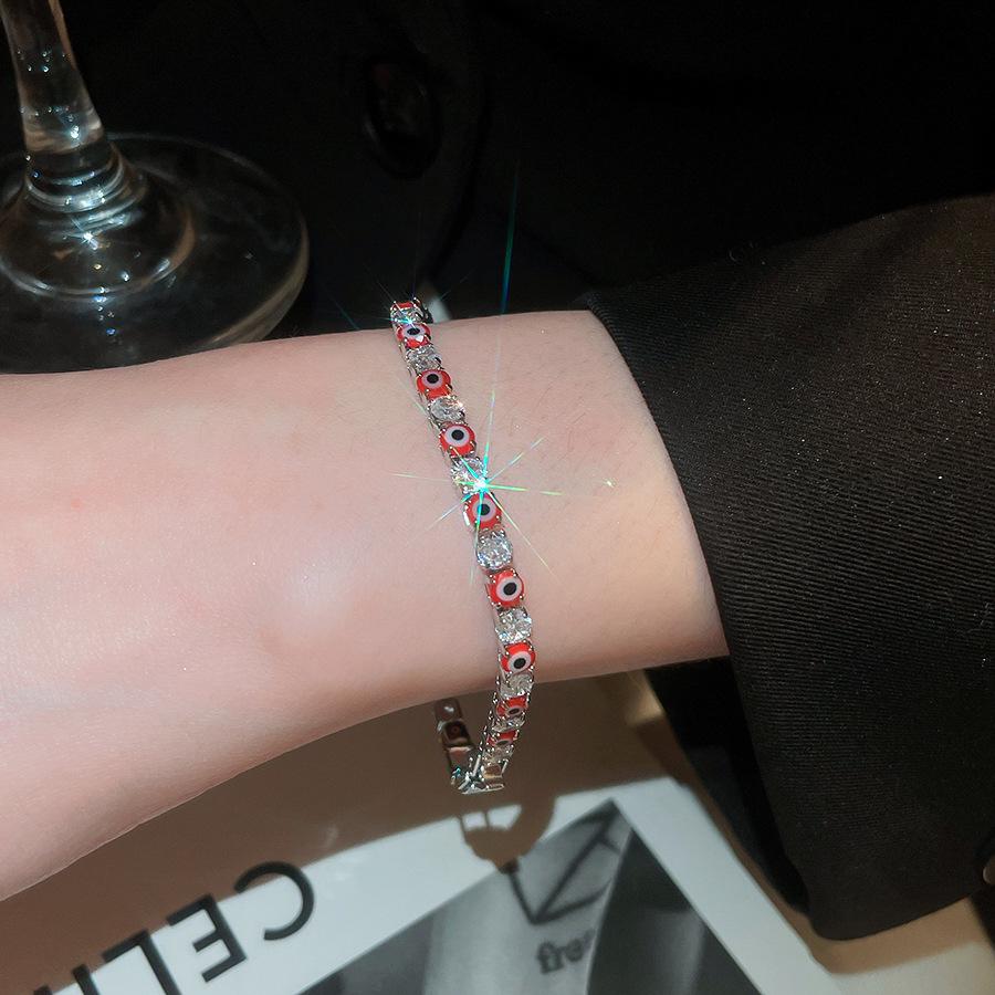 Elegant Zirconia Eye Geometric Bracelet - High-End Luxury Fashion Jewelry for Women