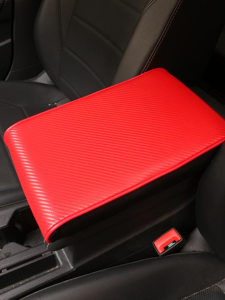 Widened Carbon Fiber Leather Car Armrest Box Pad Universal Car Center Armrest Box Cushion Arm Support Mat Fashion Car Accessorie