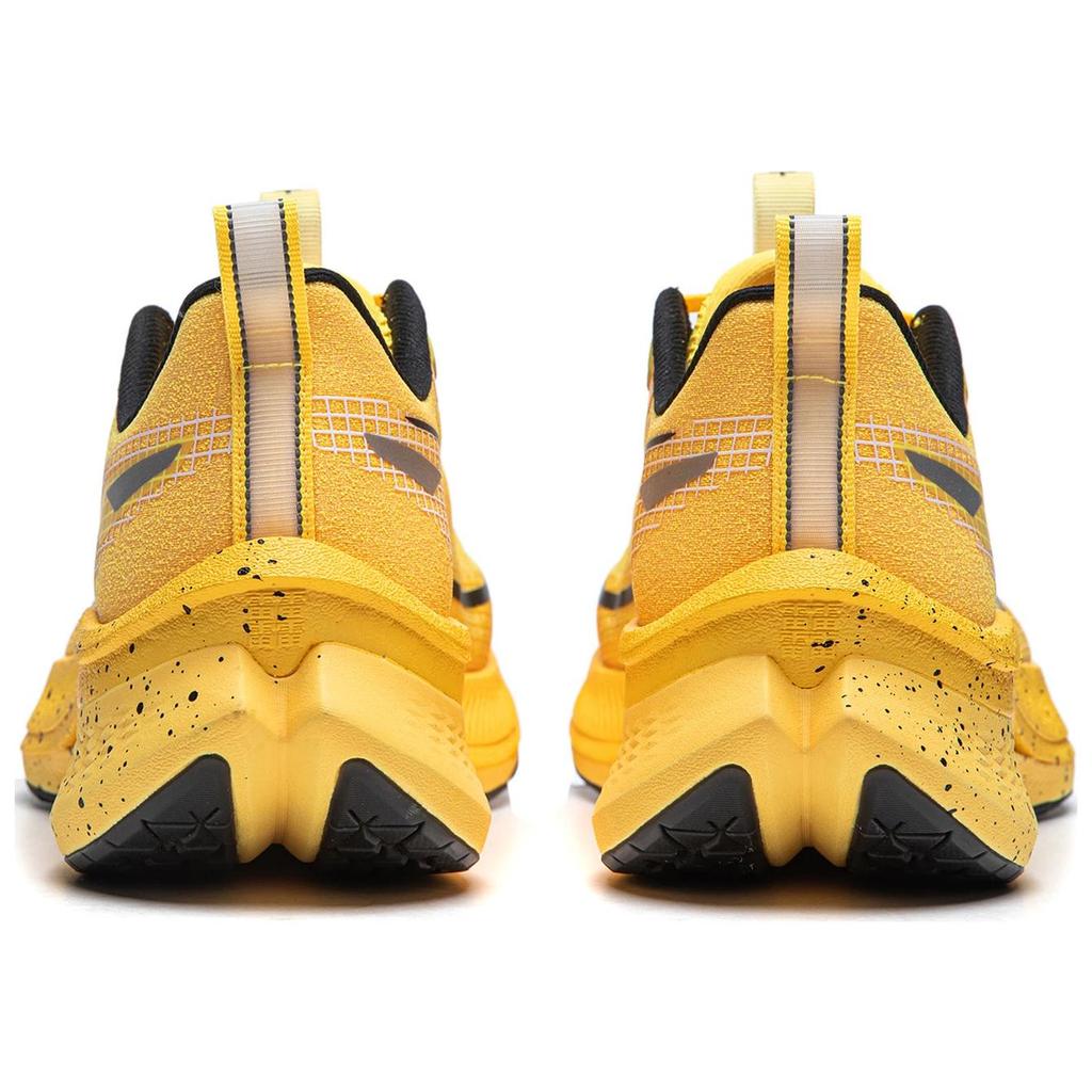 Li Ning Red Rabbit 7 Pro Hoge Veerkracht Lichtgewicht Ademend Professioneel Race Schokabsorptie Antislip Lage Top Casual Hardloopschoenen ARPU001-22