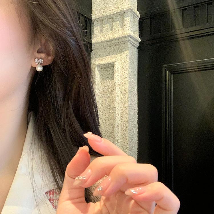 S925 Argint Needle Light Nișă de lux Cercei cu fundă cu zirconiu pentru femei Cercei cu perle premium Cercei