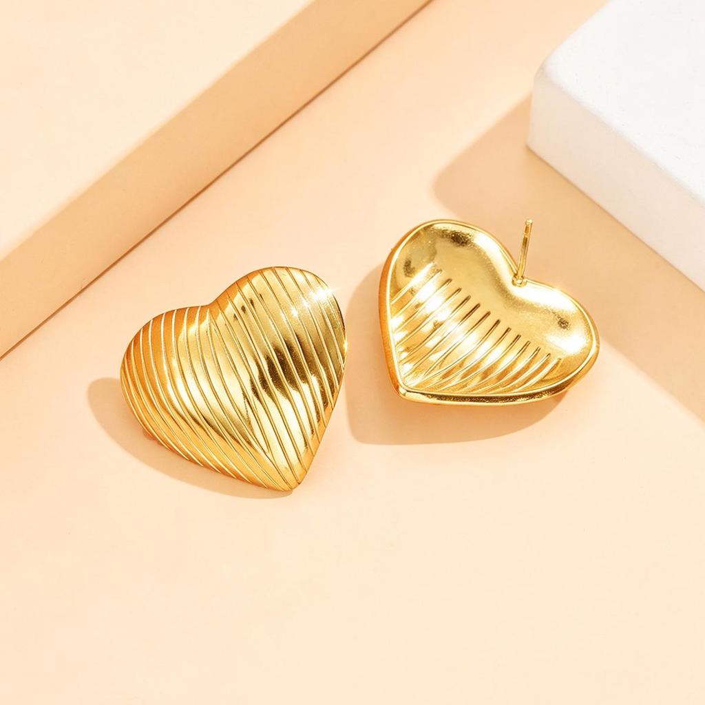 Elegant Heart-Shaped Stripe Texture Stainless Steel Earrings, 18K Gold Plated