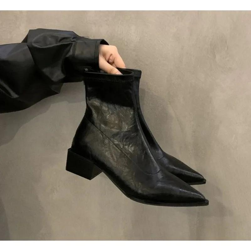 

New Style Autumn Women Ankle Boots Shoes Fashion Pointed Toe Ladies Short Boots Square Low Heels Casual Winter Women s Footwear 39 чорний
