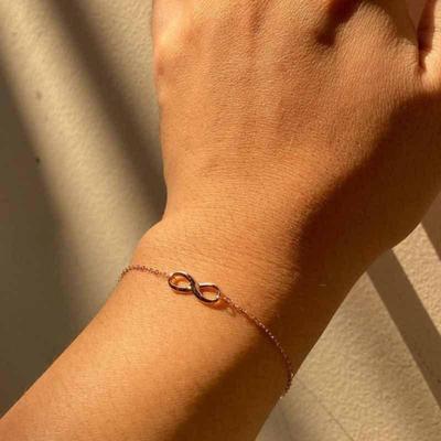 Bracciale Gioiello Versatile Personalizzato Semplice a Forma di 8 Europeo e Americano