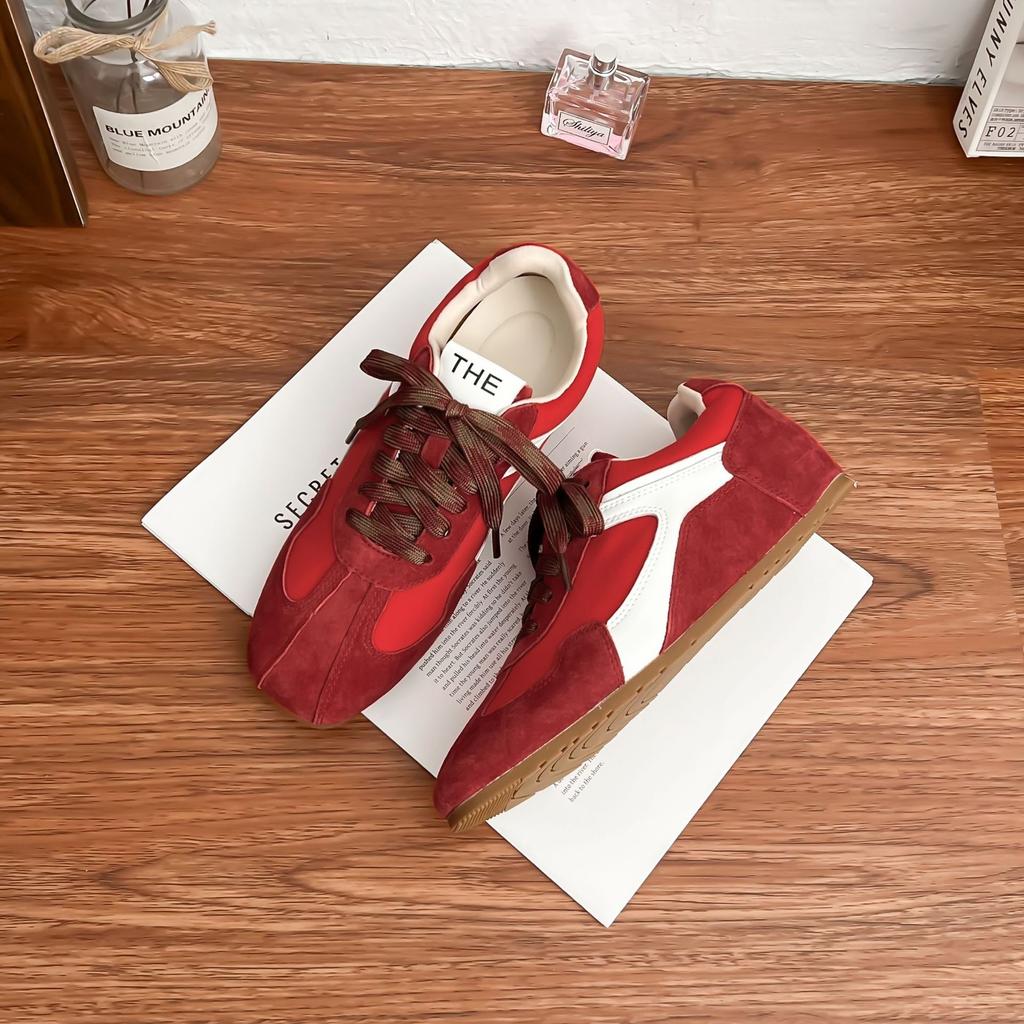 Grape mother retro German training shoes women's height increase within 2025 comfortable soft-soled dad shoes lace-up campus versatile sports shoes