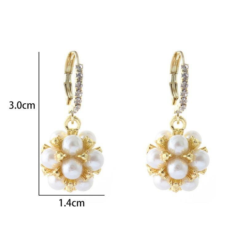 Sweet temperament pearl flower group small ear ring earrings women's new trendy unique design earrings
