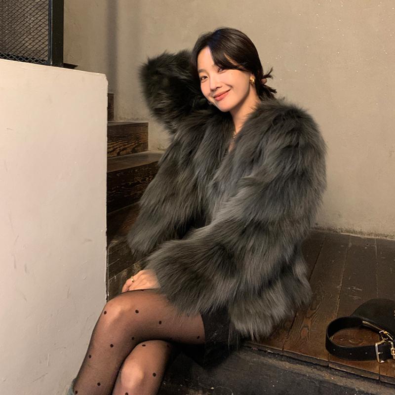 Winter New Elegant Long Sleeve Fox Fur Jackets Women Fashion Vintage Slim Plush Warm Casual Coats Women Solid Loose Office Ladies Jacket Tops 25879