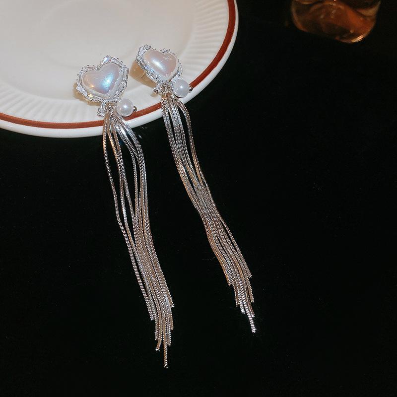 

Французские ретро серьги с жемчужной бахромой, преувеличенные нишевые серьги высокого класса, модные универсальные серьги с темпераментом