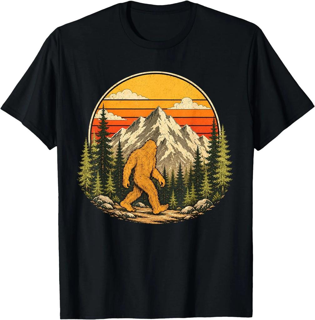 Bigfoot Retro Sasquatch Mountain Sunset Forest Vintage Men T-Shirt