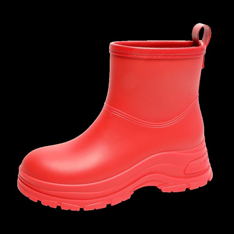 Short rain shoes thick-soled women's rubber shoes outdoor wear non-slip water boots thickened water shoes velvet short rain boots fashion