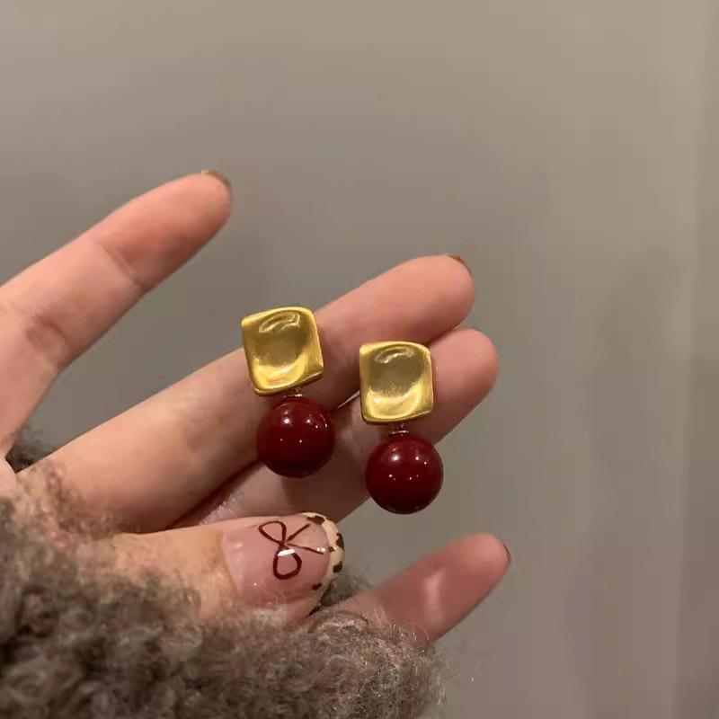 Exquisite S925 Silver Pearl Earrings with Zircon Inlays for Women