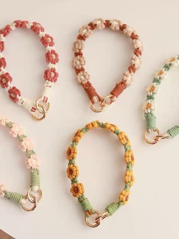 Stock Lanyard Mobile Phone Chain Hand-woven High-end Camera Rope Instagram Decoration Daisy Flower Pendant Chain Women Model Composite&Small разноцветный