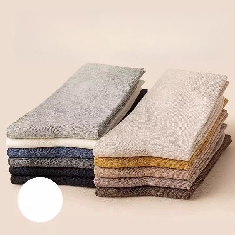 Versatile Solid Color Mid Tube Socks Japanese Casual Breathable Pile Socks Comfortable