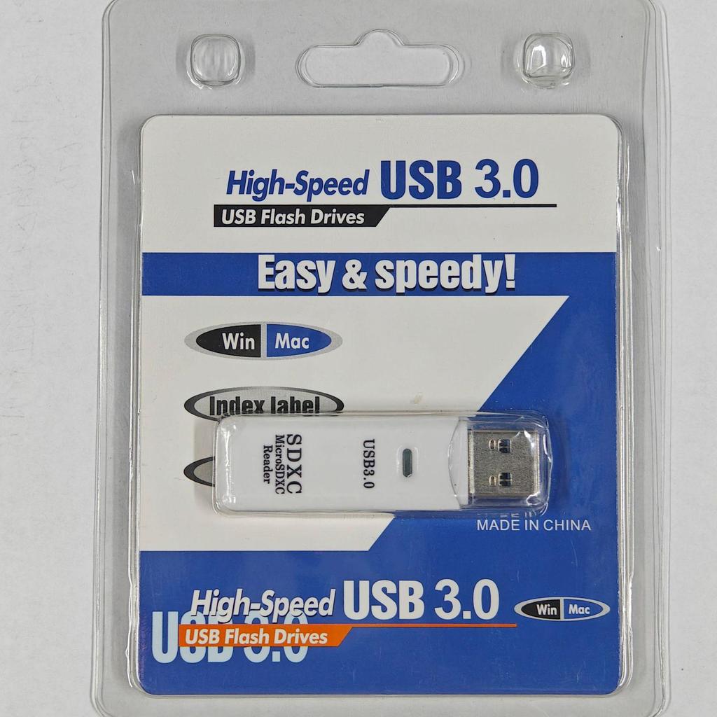 High-Speed USB 3.0 Multi-Functional Card Reader: SD, TF, Mobile, Camera, Computer Compatible, Plug and Play.