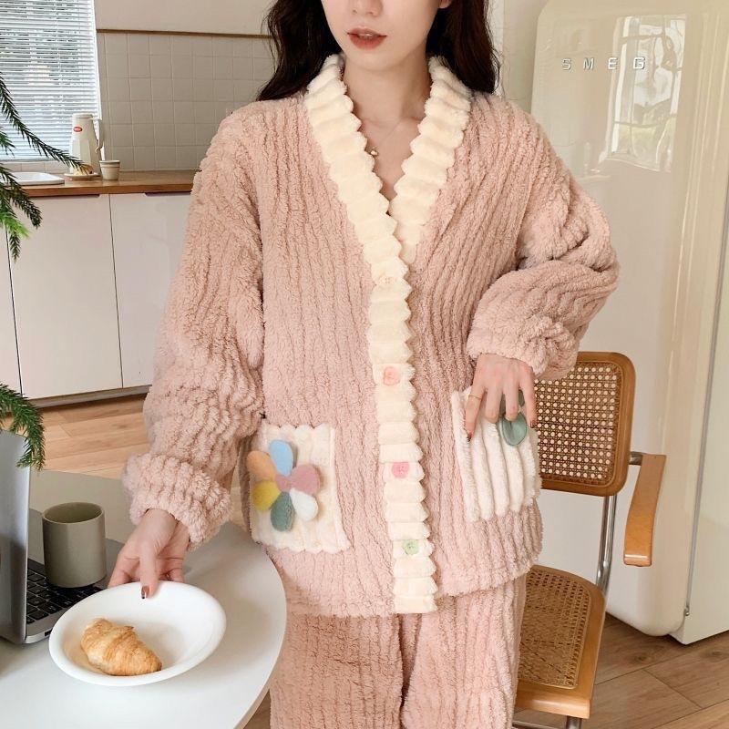 Women's Rainbow Pajama Set: Warm Flannel Bathrobe & Sweet Button Casual Homewear for Autumn/Winter, Suitable for Outdoors