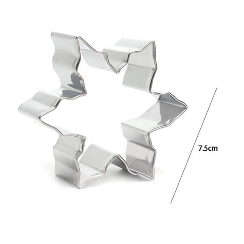 6Pcs/Set Christmas Cookie Cutter Gingerbread Xmas Tree Mold Christmas Cake Decoration Tool Navidad Gift DIY Baking Biscuit Mould