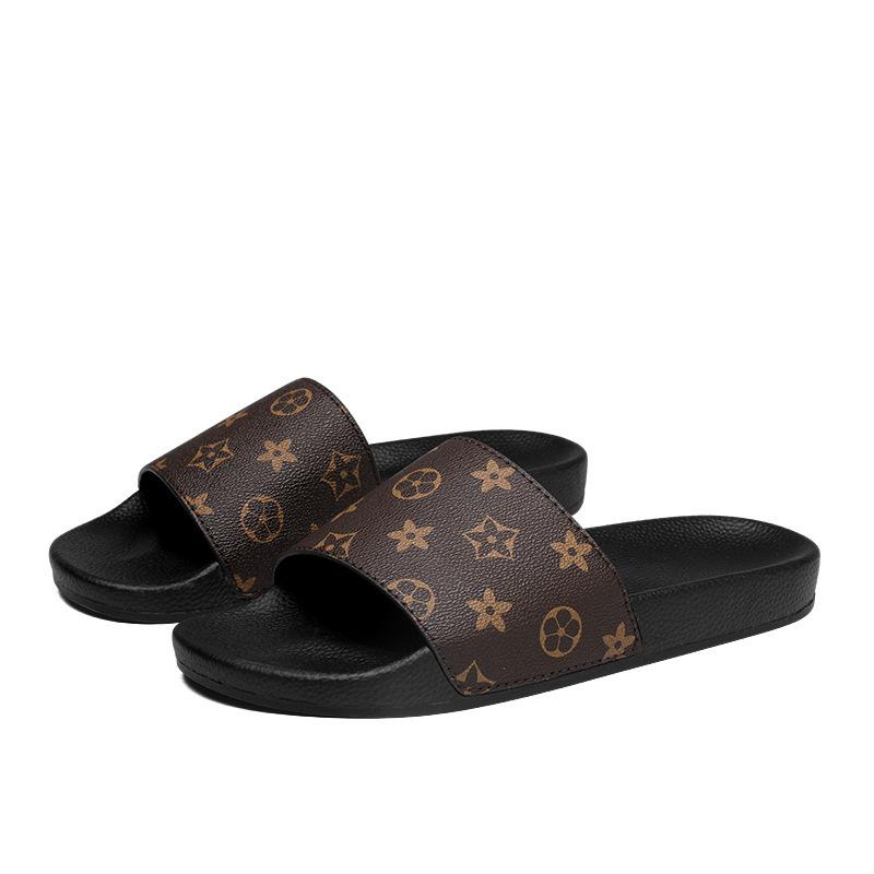 New plus-size slippers size slippers are fashionable and wear summer men's beach shoes