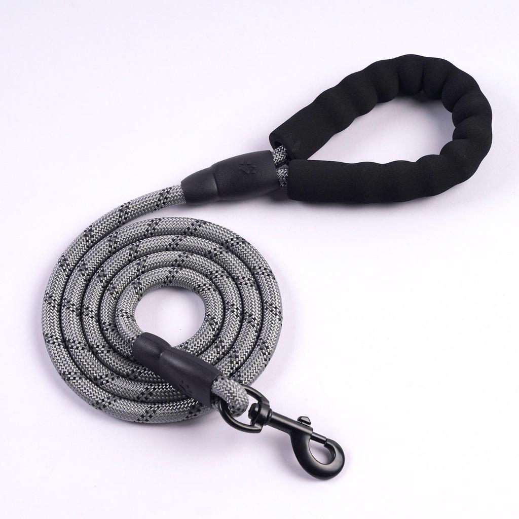 Reflective Explosion-Proof Dog Leash: Anti-Escape Training Rope for All Breeds