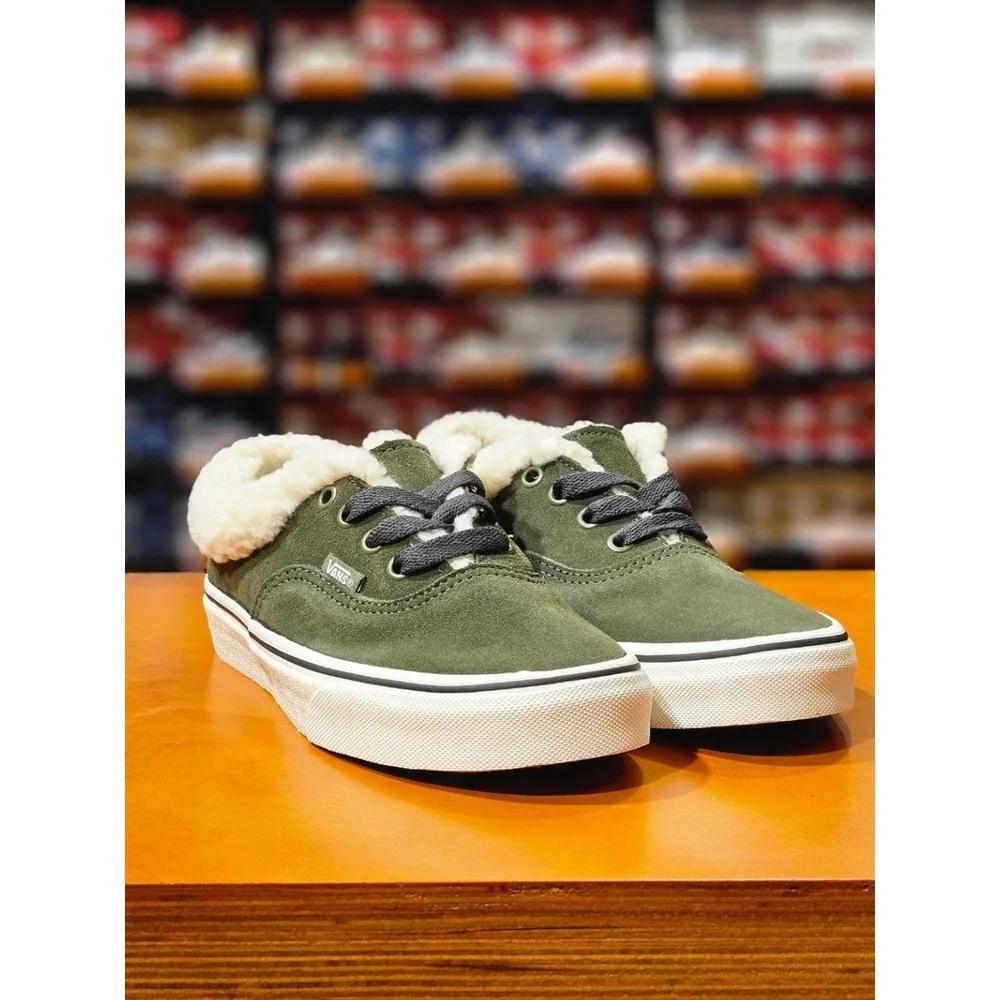 Кроссовки Vans Unisex Authentic Sherpa Grape Leaf VN000CP4KCZ 3900784 220