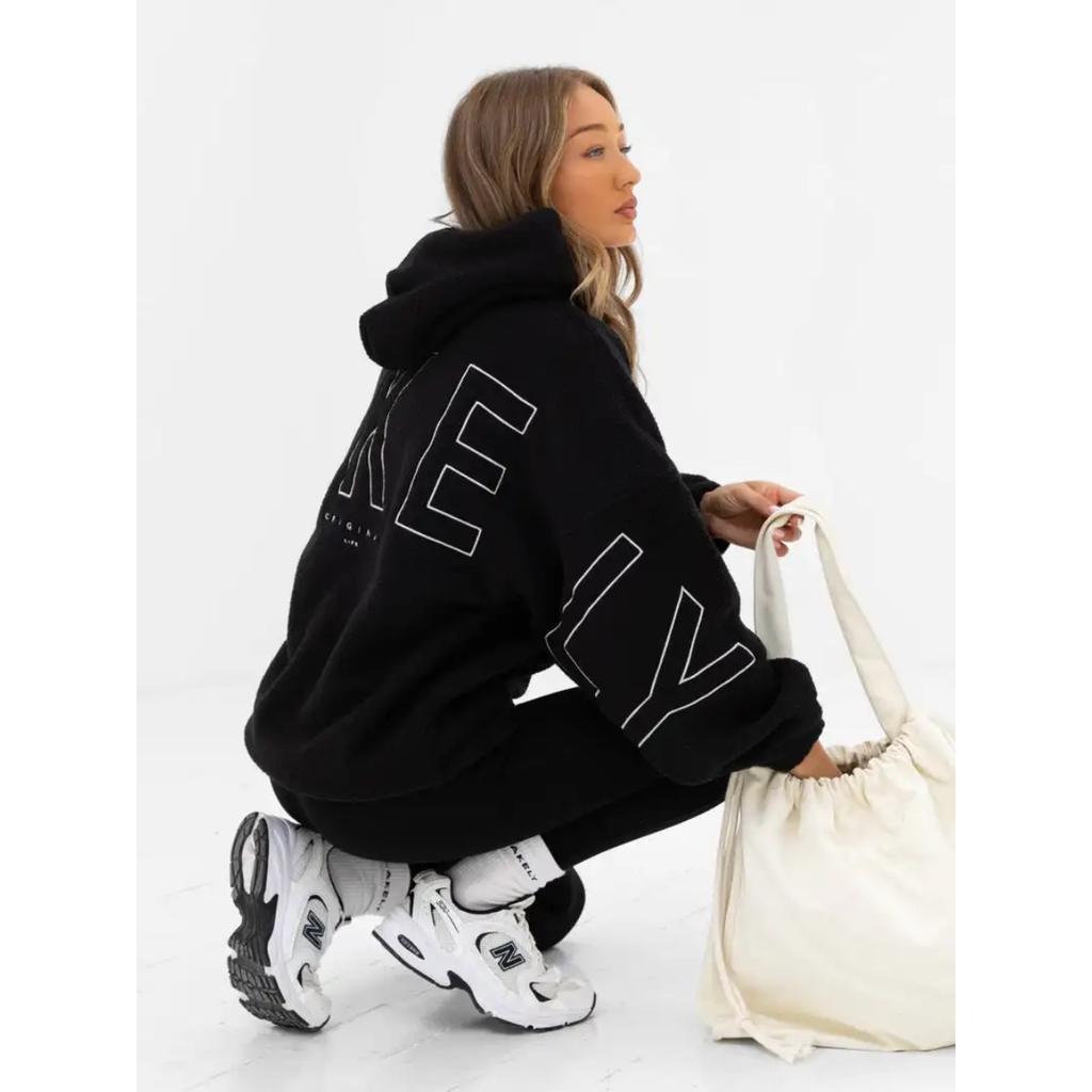 Dámské mikiny Černá s kapucí Pulovr Velký potisk písmen Volný střih Nové Pohodlné Ležérní Streetwear Minimalistický styl Denní nošení