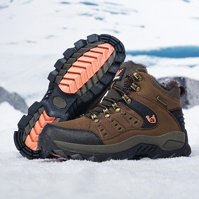 Autumn and Winter Warm Fleece-lined Men's Shoes, High-top Outdoor Hiking Shoes, Thick-soled Northeast Large Cotton Shoes, Casual Outdoor Snow Boots