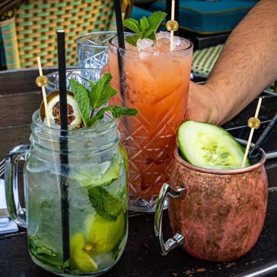 100/200 Stück Holz-Kugel-Zahnstocher Lange Cocktail-Spieße Vorspeisen Backen Garnitur Spieße mit stabilen polierten Köpfen