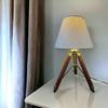 Dřevěná stativová lampa s jutovým stínidlem, unikátní stolní lampa do ložnice, kancelářské dekorace, perfektní dárek k Vánocům, svatbám, narozeninám