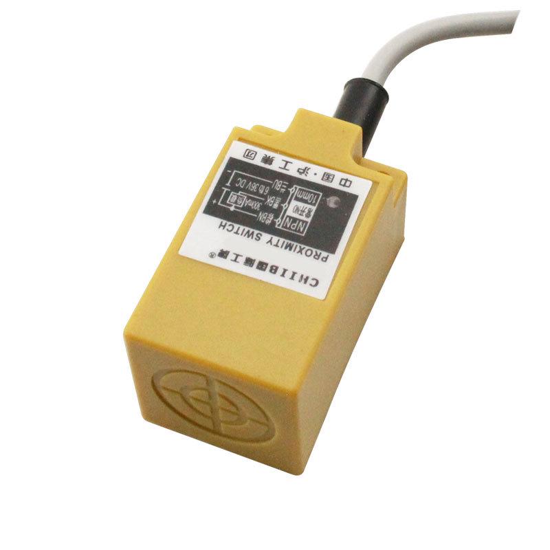 HUGONG BWK-E420LAX Inductive Proximity Sensor, 20MM Detection