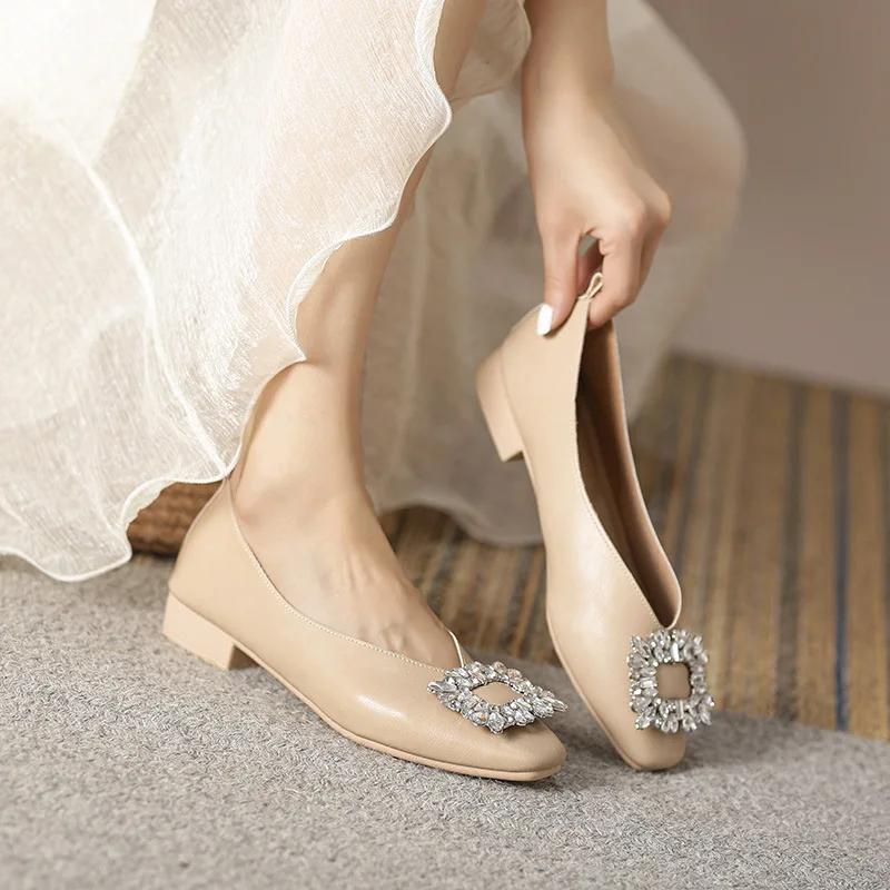 Fashion 2025 New Luxury Women's Flat Shoes Shallow Mouth Low Heel Casual Shoes Soft soled Comfortable Work Shoes Large Sizes 33-43