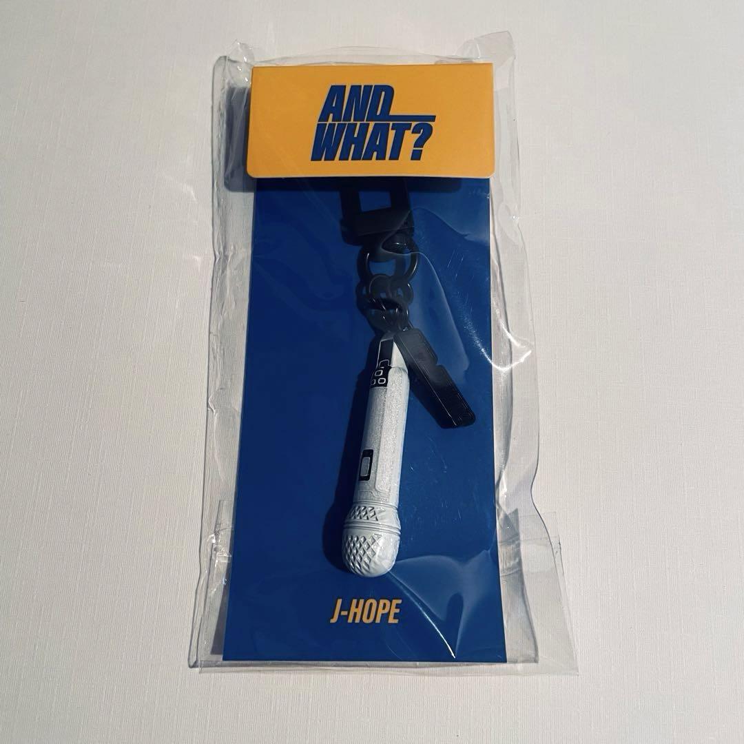

[Б/У] J-HOPE AND_WHAT Микрофон-брелок для хобби