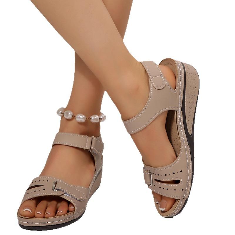 2025 Summer New Retro Women Stitched Hollow Out Plus Size Round Toe Wedge Heel Comfortable Sandals