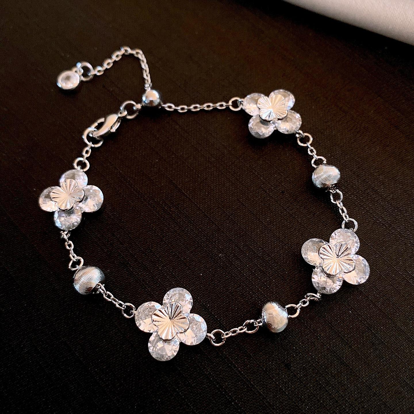 New zircon round flower adjustable bracelet Korean sweet temperament elegant bracelet jewelry