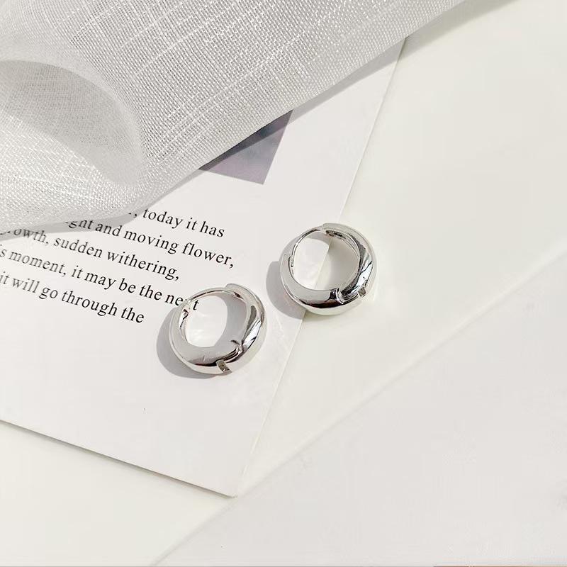 

Елегантні сережки-кільця у формі краплі води зі стерлінгового срібла - Гладкі, модні сережки-підвіски з нішевим дизайном