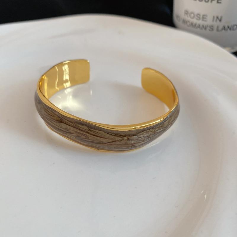 Irregular metal smooth surface opening bracelet casual fashion simple niche temperament bracelet light luxury high-end jewelry