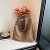 IELGY Retro Bag Fashion Simple High-End Feeling One-Shoulder Casual All-Match Tote Bag