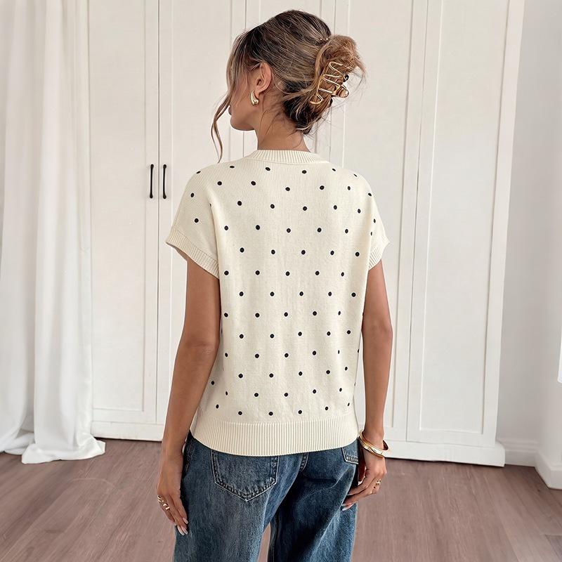2026 Autumn Women's Polka Dot Knit T-Shirt: Round Neck, Short Sleeve, Loose Fit Sweater Style