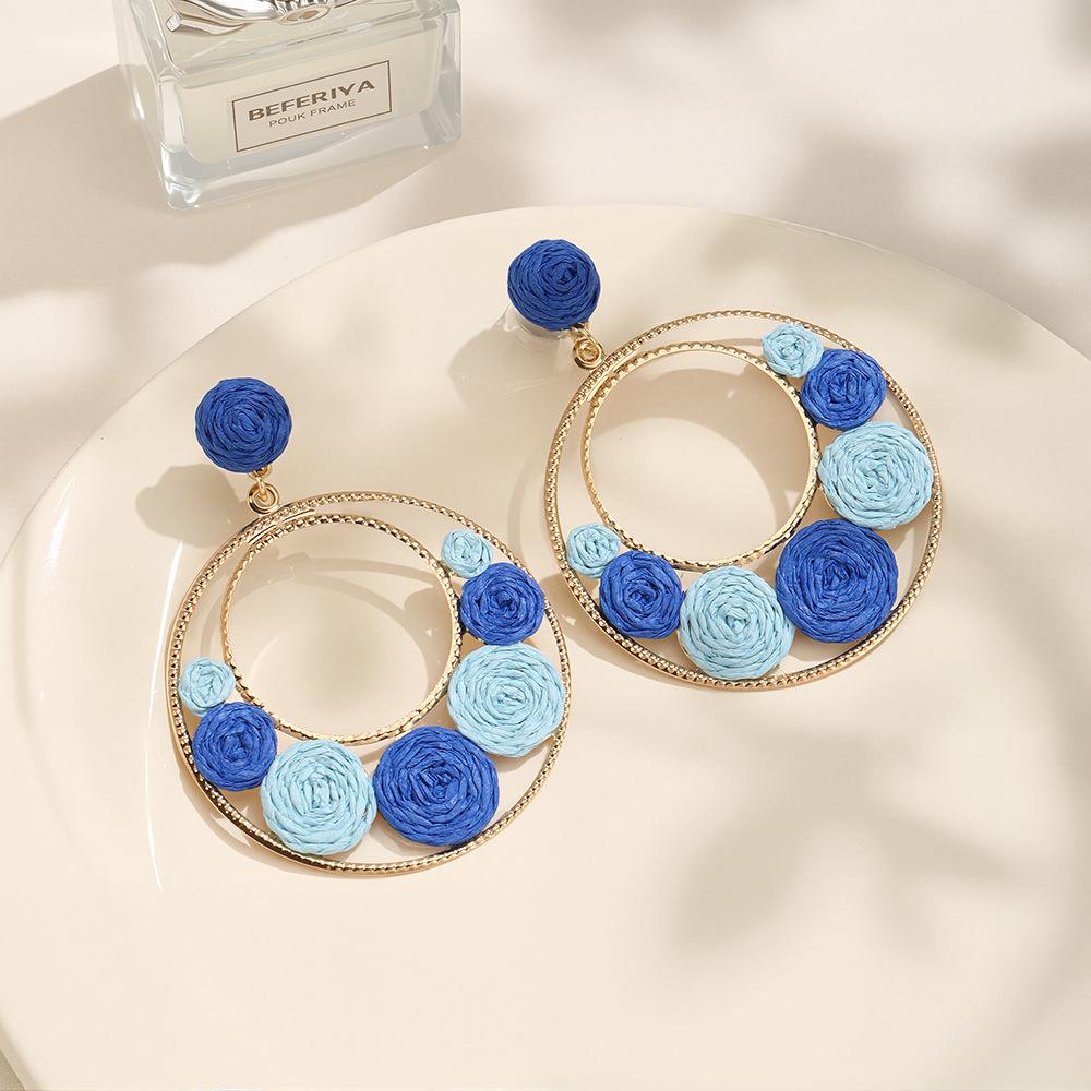 Summer Dopamine Color Stud Earrings Sweet Flower Circle Vacation Wind Earrings Femininity Niche Earrings