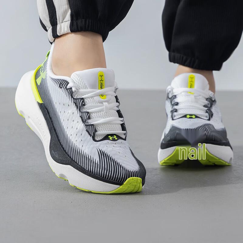

Under Armour Women s Lightweight Running Shoes EU 43