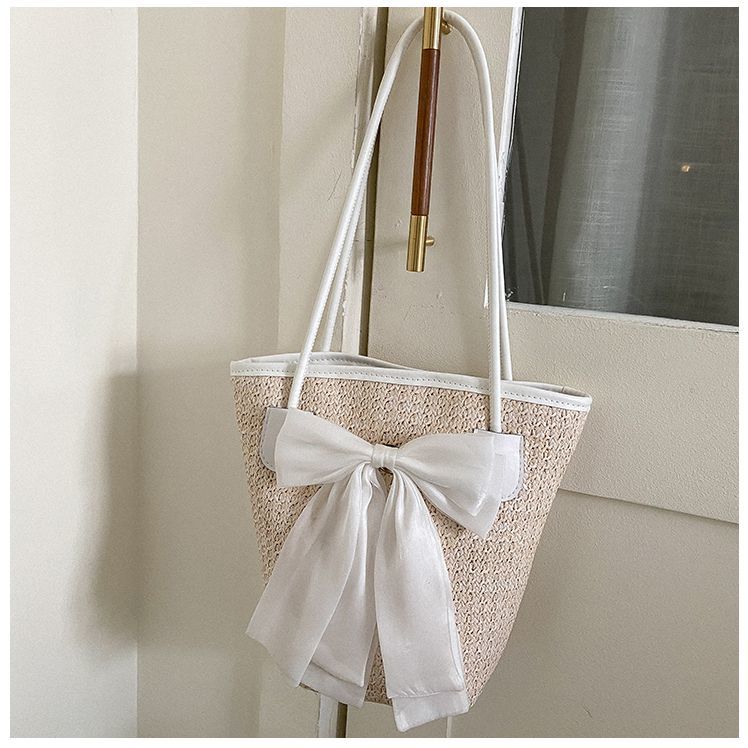 Handheld Outdoor Handbag for Women, Large Capacity New Popular Pink Leopard Fashion, Super Popular Commuting Tote Bag