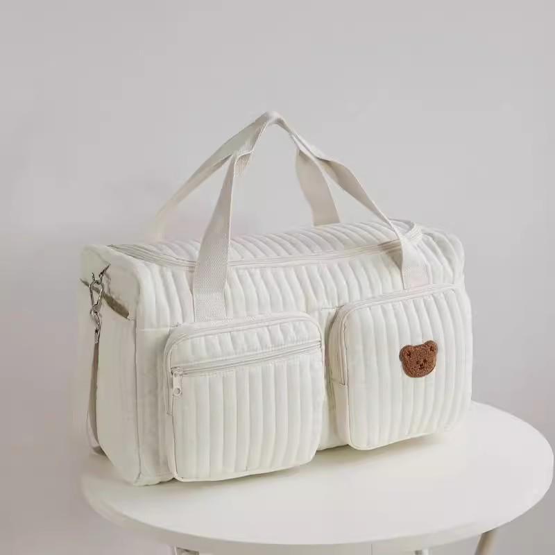 Korean Quilted Mommy Travel Bag: Lightweight, Large Capacity, Multipurpose Shoulder and Handbag for Short Trips and Casual Mother-Baby Outings.