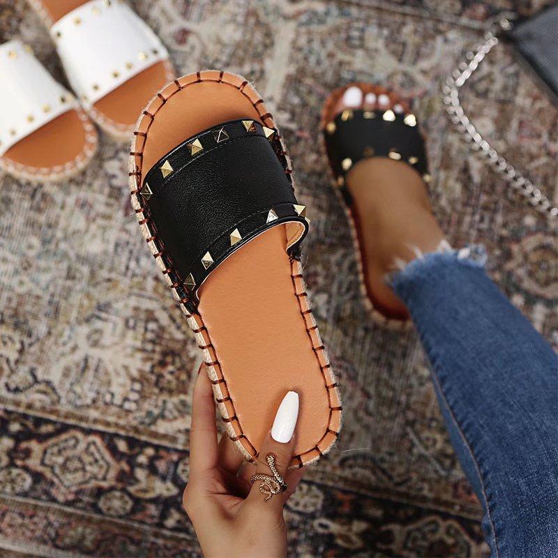 New Large Rivet Sandals Women's One-line Flat Bottom Sexy Casual Slippers
