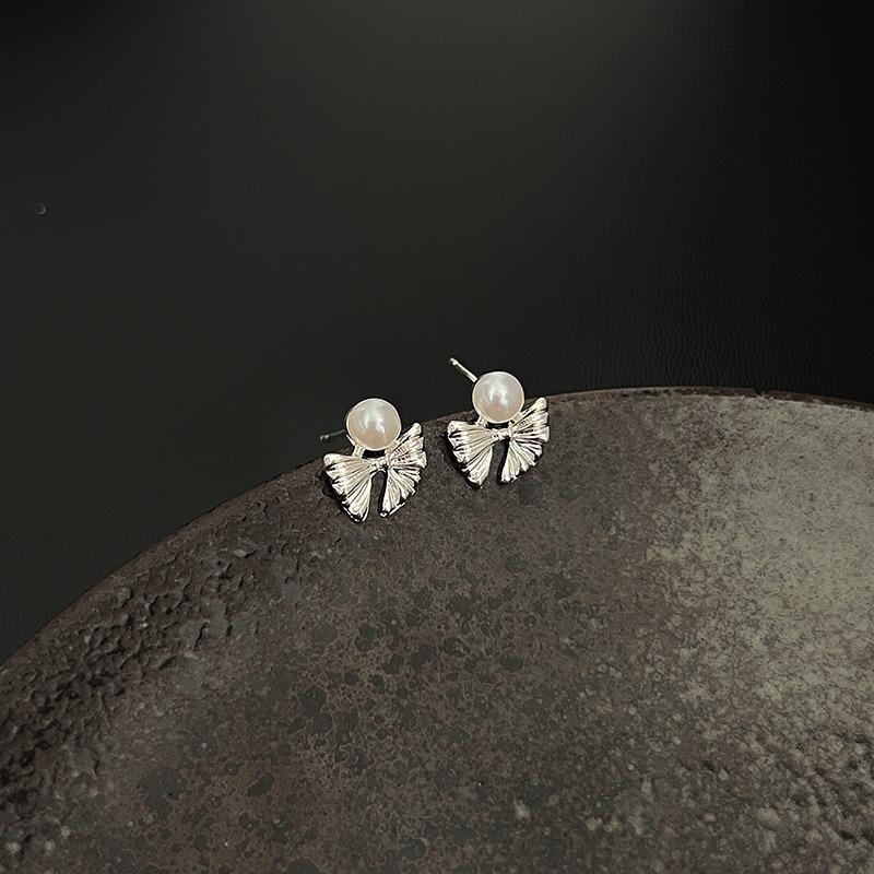 S925 sterling silver ear needles new temperament simple and small stud earrings women's earrings ear holes anti-blocking earrings jewelry