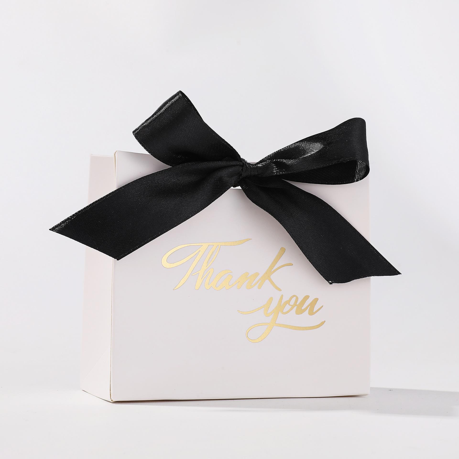 

10//30/50Pcs Thank You Party Favor Gift Box White Pattern Wedding Candy Box Ribbon Bow Perfect for Small Gifts Wedding Favors 10pcs&11.5x4.5x10cm