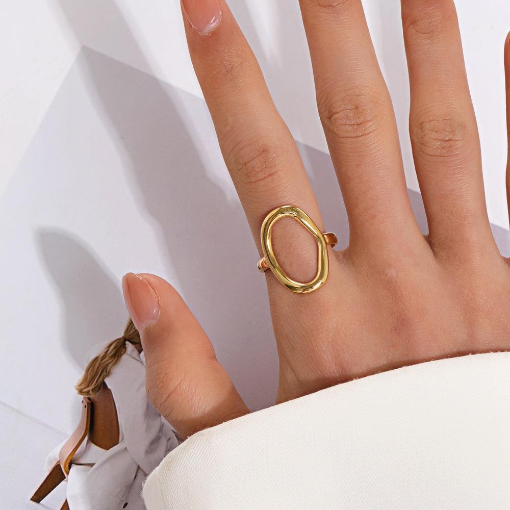 Minimalist Trendy Hollowed-out Geometric Oval Shape Stainless Steel Opening Rings for Women Does Not Fade Charm Finger Jewelry