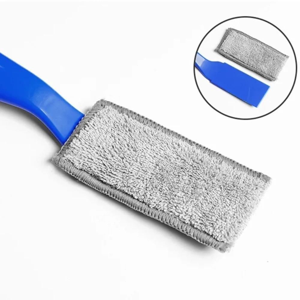 Multi-Purpose Fingerboard Cleaning Brush Double Head String Cleaning Dust Removal Brush Dust Removal Durable Guitar Care Brush