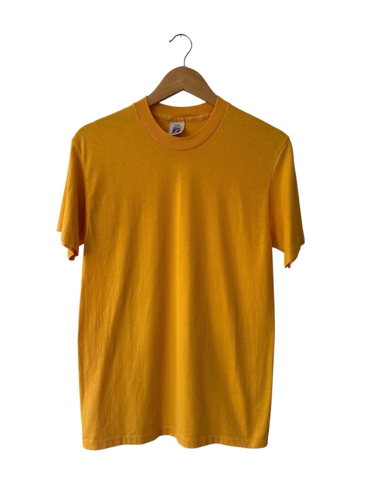 

Vintage Logo 7 Blank Yellow T Shirt Men’s Small USA Single Stitch S