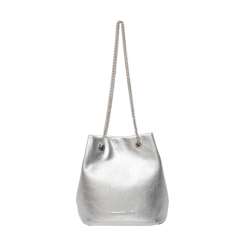 Large-capacity Commuter Big Bag Women's New Spring and Summer Fashion Bucket Bag Texture Chain Messenger Bag